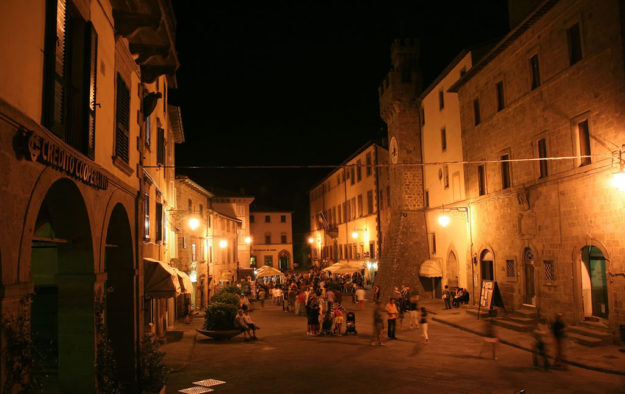 La-Piazza-estiva