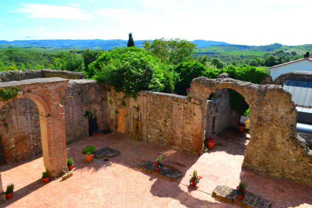 SFORZESCA-chiostro-(1)