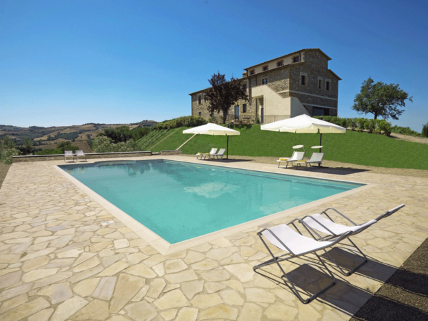 poderi-firenze-poolside