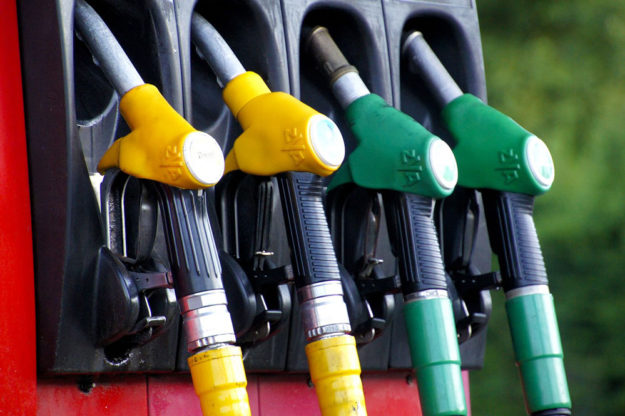 fuel-1596622_1280-copia