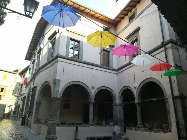 Palazzo Nerucci Le logge di Palazzo Nerucci, a Castel del Piano