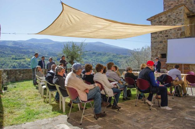 Un momento della conferenza di olearie