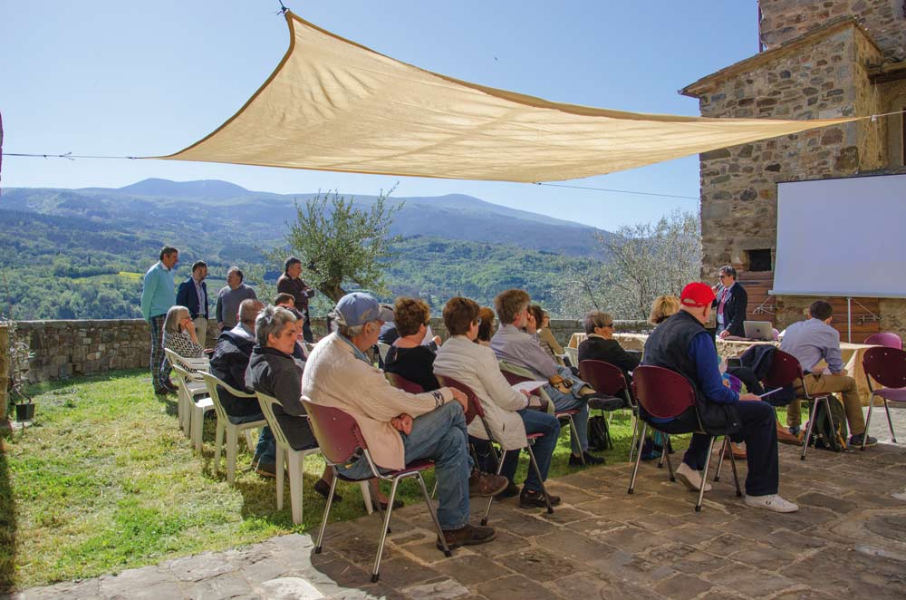 Un momento della conferenza di olearie