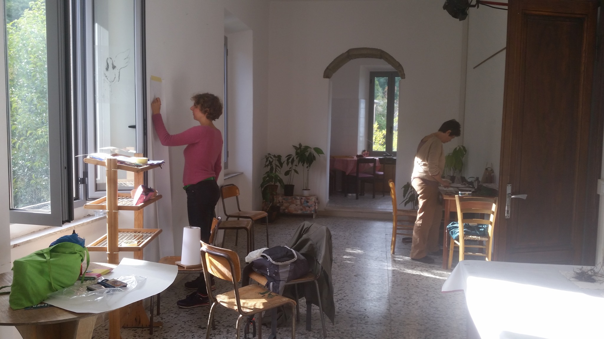 Artisti a lavoro nel cuore del monte Amiata