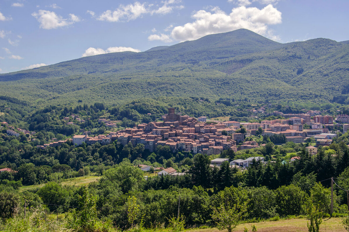 arcidosso-panoramica-montagnola-distanziamento-benessere