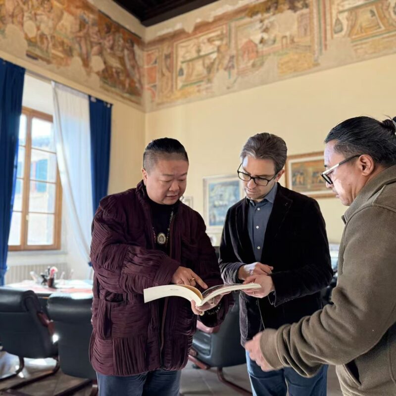 VISITA MAESTRO MAHA RUBA